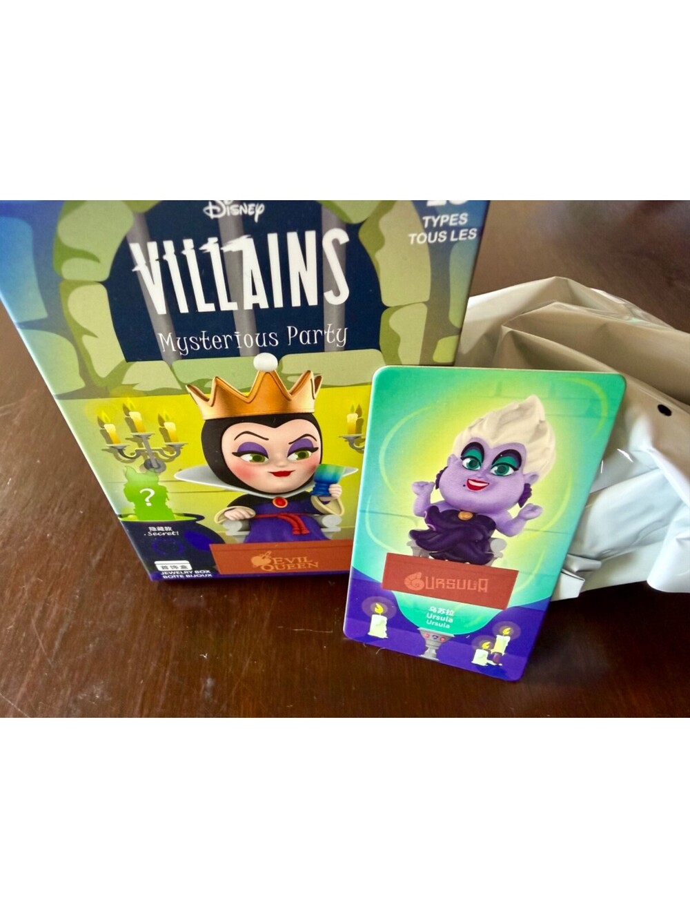 Disney Villains Mysterious Party "Ursula" Mermaid Confirmed Jewelry Blind Box